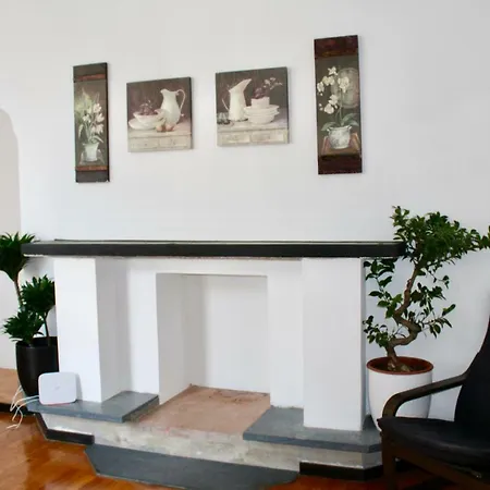 In Bracelli Apartment