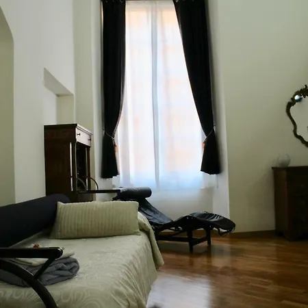In Bracelli Apartment